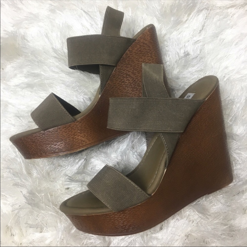 Steve Madden wedges
